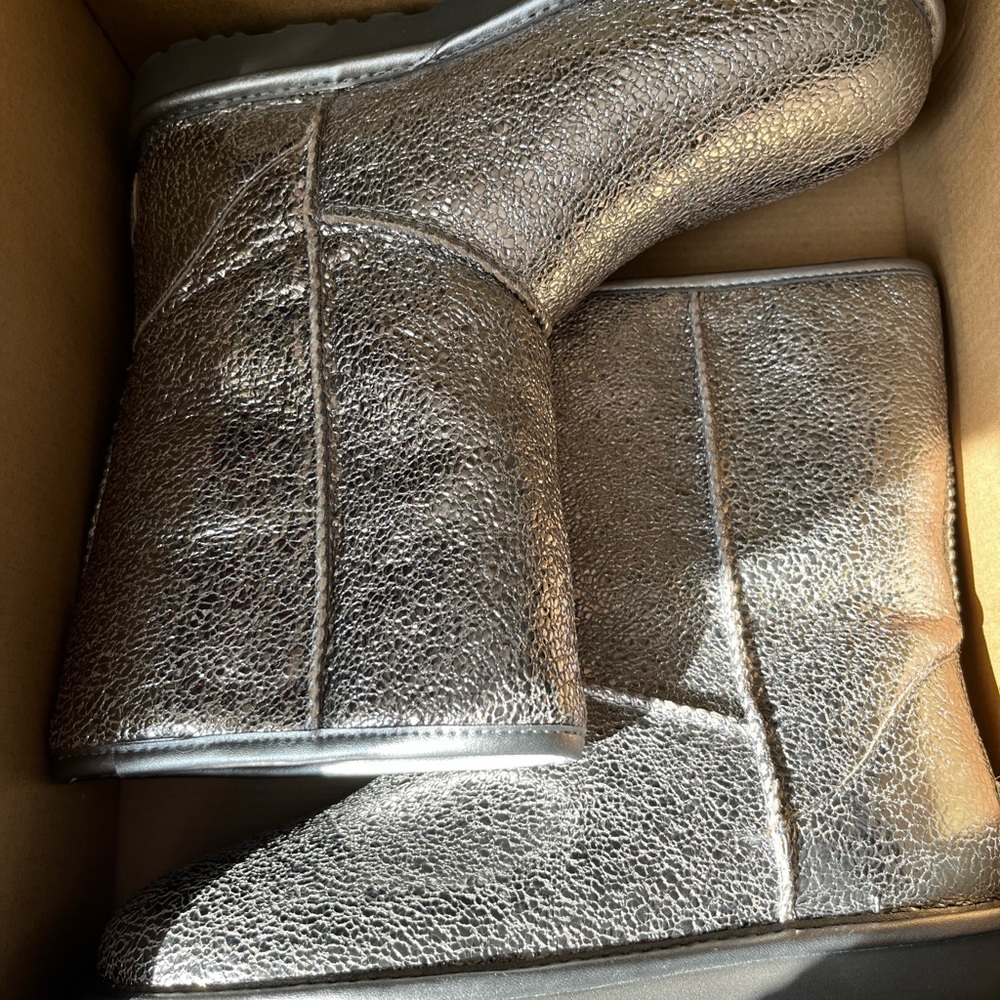 Brand new in box Uggs